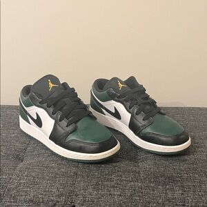 Air Jordan 1 Low ‘Green Toe’